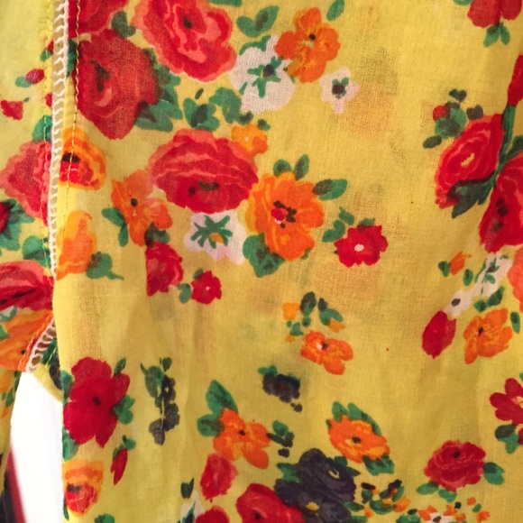 Anthropologie Floral Button Down Top - Picture 4 of 4